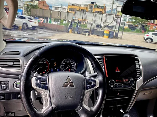 Mitsubishi L200 2.5l
