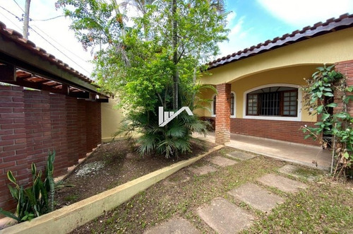 Imagem 10 de 14 de Casa Com Piscina Em Itanhaém 600mts Do Mar, Rua Calçada.
