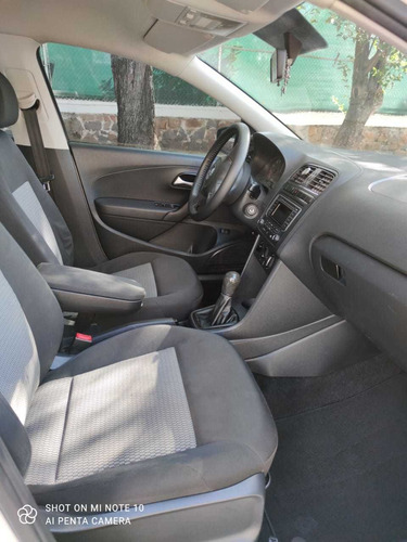Imagen 2 de 6 de Volkswagen Vento Std