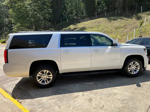 Chevrolet Suburban 5.4 Ls Tela At