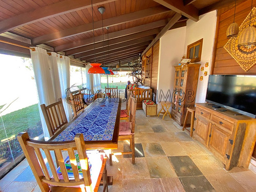 Imagem 25 de 30 de Park Way Casa Em Estilo Colonial Com 260m² Privativos Em Lote De 2.500m², 2 Quartos Sendo 1 Suíte. - Villa129299