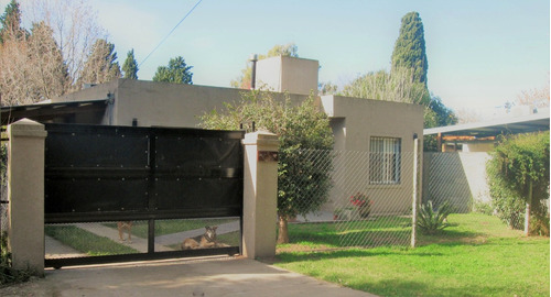 Casa Con Pileta En Escobar - Venta, Apta Crédito Hipotecario