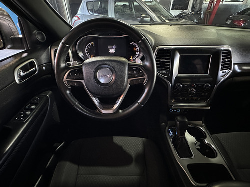 Jeep Grand Cherokee Laredo 2019 3.6 V6 2 Dueños
