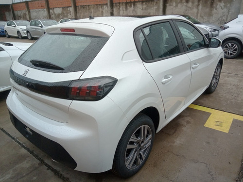 Peugeot 208 Allure 1.6 L Nv