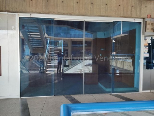 Imagen 9 de 10 de Elisa Erebrie Vende Local En Los Palos Grandes Mls #22-1784
