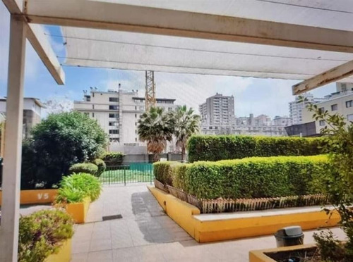 Excelente Depto , 3 Dormitorios , 2 Baños , Pleno Centro .