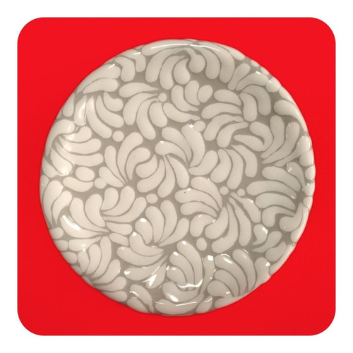 Imagen 4 de 8 de Set 2 Tazas Y 2 Platos Talavera Poblana Barroco Blanco Tz
