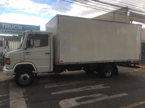 Imagem 9 de 15 de Mb 710 Plus No Bau Ano 2008