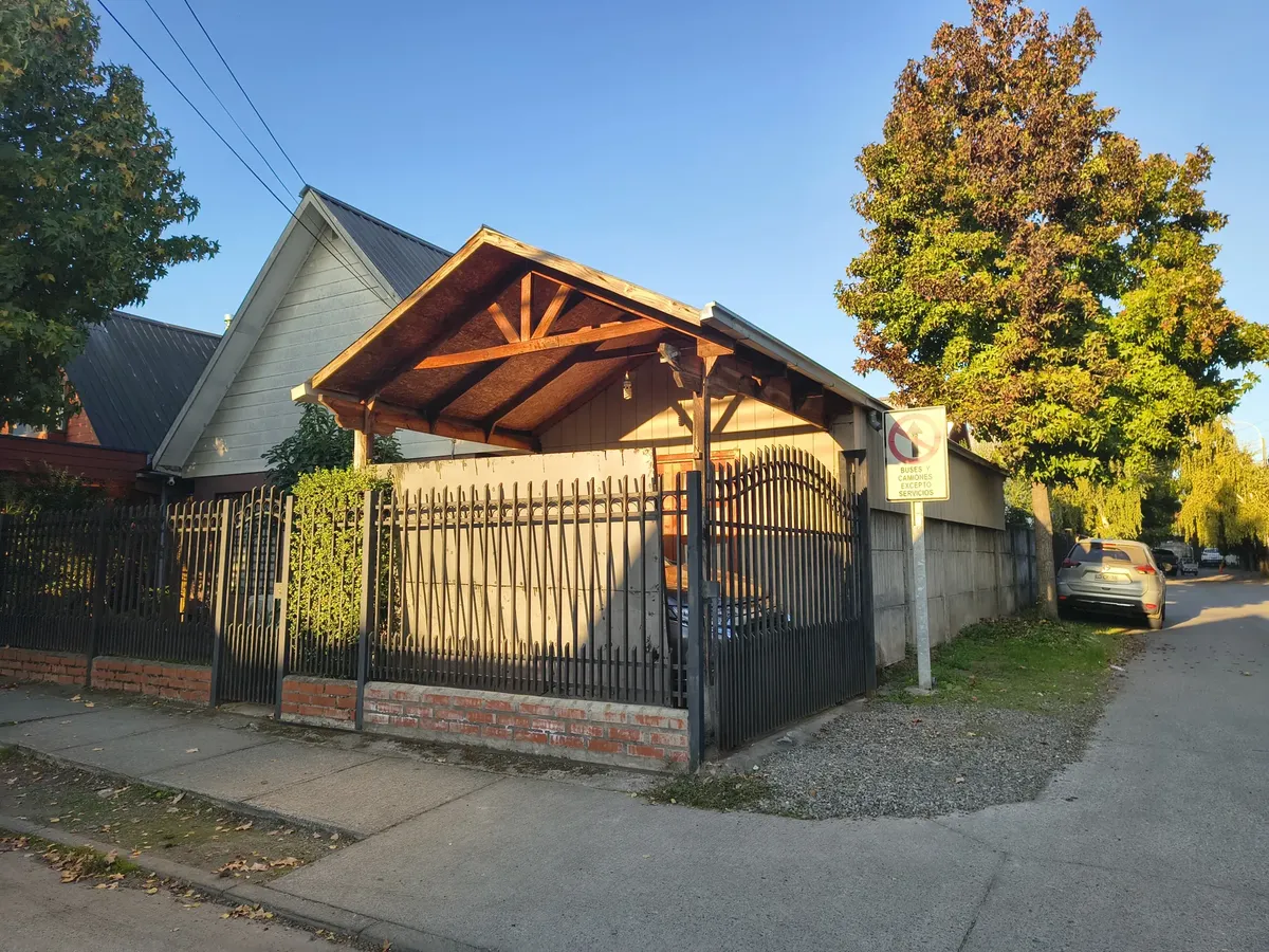 Imagen 3 de 26 de Casa Con Local Comercial , La Esquina Que Tu Pyme Busca
