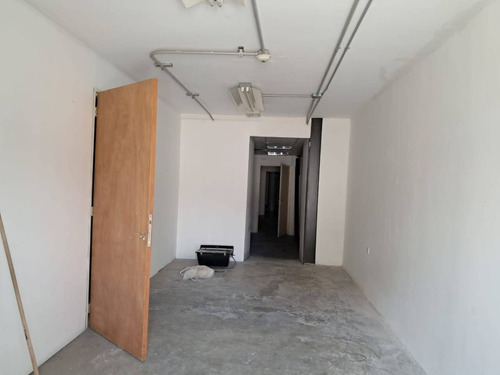Solo Clientes 544 M2 Venta Amplia Casa Comercial De Esquina Av Monseñor Adams El Viñedo Valencia Mag 446327