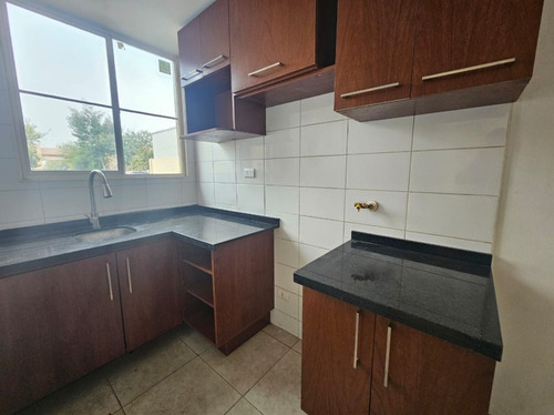Casa En Micro Barrio De Valle Grande, Lampa