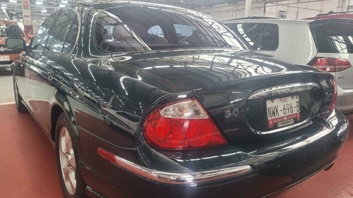 Jaguar S-Type 4p V8 Sport aut