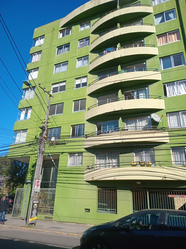 Arriendo Departamento Amoblado Con Estacionamiento