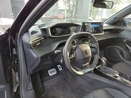Peugeot 2008 1.0T Gt