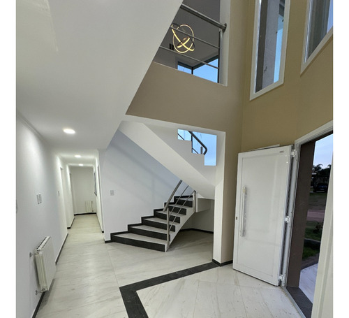 Casa En Venta Barrio Privado Los Bretes - Colon - Entre Rios