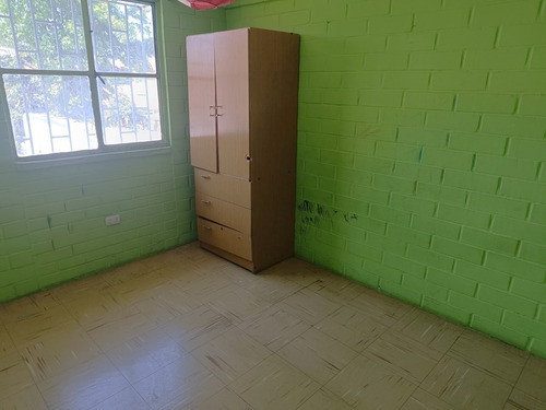 Se Vende Casa 2d 1b Ubicada En Sector De Pente Alto