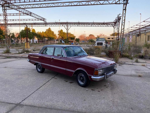 Ford Falcon Deluxe