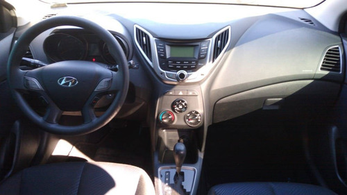 Hyundai Hb20s 1.6 Comfort Style 16v Flex 4p Automático