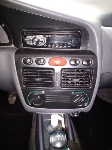 Fiat Strada 2001 1.5 Working 2p