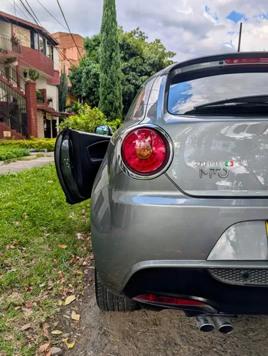 Alfa Romeo Mito 1.4 Distinctive 155 hp