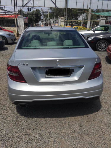 Mercedes Benz C-180 Cgi Blue C-180