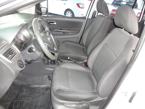 Imagen 9 de 11 de Volkswagen Suran 1.6 Confortline2017