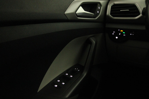 Volkswagen Taigun 1.0 Tsi Comfortline At