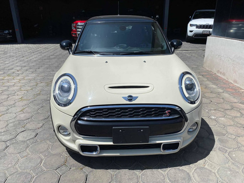 Imagen 11 de 12 de Mini Cooper S 2018 2.0 Hot Chili 5 Puertas At