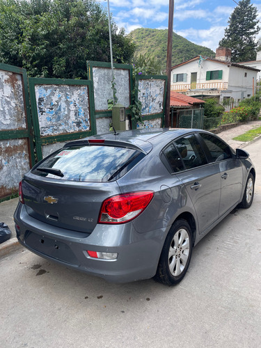 Chevrolet Cruze 1.8 Lt Mt 5 p