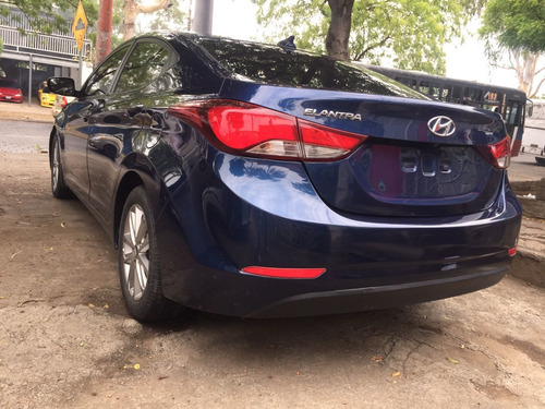 Imagen 2 de 7 de Hyundai Elantra Elnatra