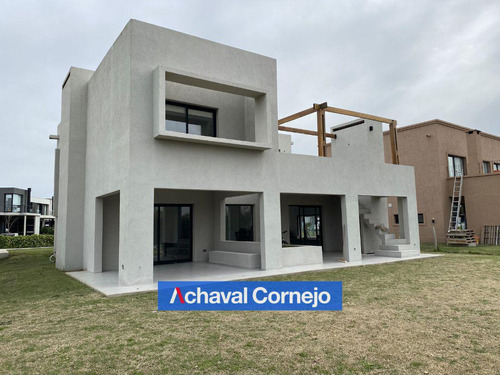 Puertos | Ceibos-casa En Venta, 3 Dormitorios Con Vista Al Lago, Excelente Orientación