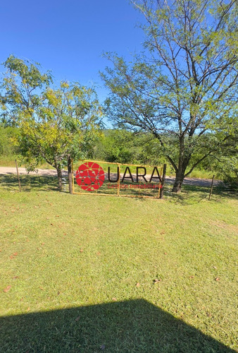 Casa En Venta Con 2000m2 De Parque En La Granja