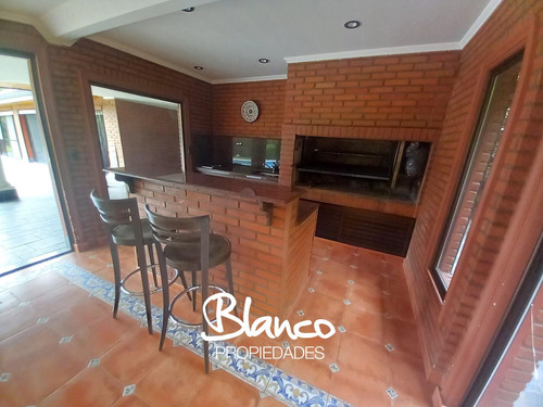 Casa En Venta En Mapuche Country Club, Pilar, G.b.a. Zona Norte