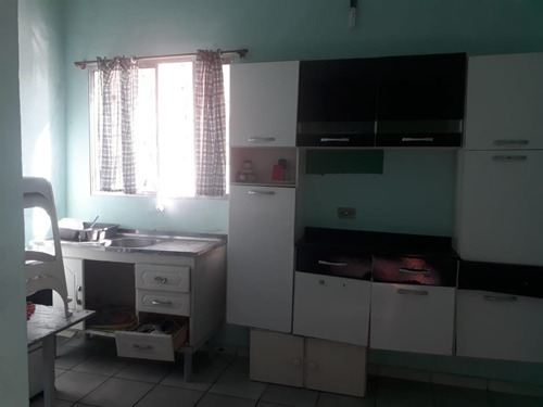 Casa Com Dois Dormitórios Na Praia De Itanhaém