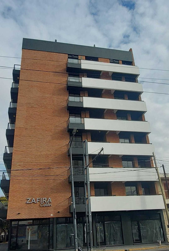 Imagen 2 de 11 de Av. Colon 2900 - Se Alquila Amplio Local Comercial Esquina - Con Privilegiada Ubicación!!! Sobre Av.colon!!!