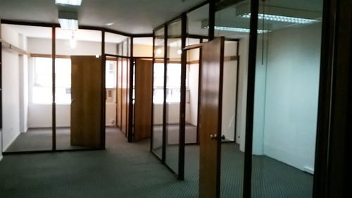 Oficina Sobre Av Callao 420 Y Corrientes 65mts (barrio: Congreso)