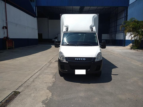 Iveco Daily 35s14 Baú Seco 2015