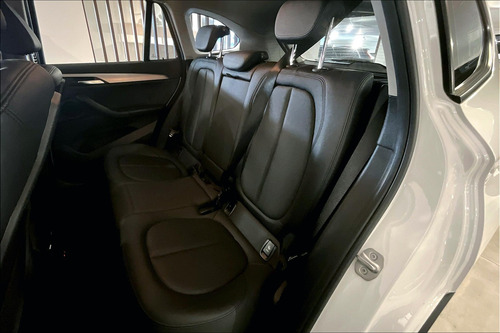BMW X1 1.5 Sdrive 18ia At