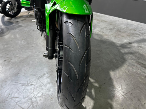Kawasaki Z400 2020 - Moto Conservada - Pneus Novos - Acess.