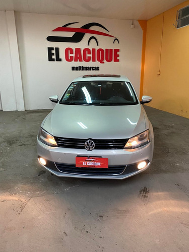 Imagen 2 de 9 de Volkswagen Vento 2.0tsi Sportline Mt Modelo 2012