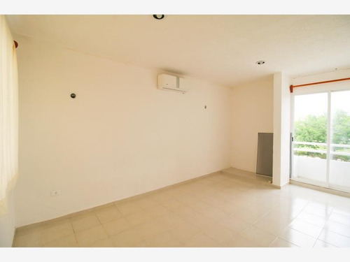 Imagen 2 de 12 de Casa Sola En Renta Ciudad Caucel