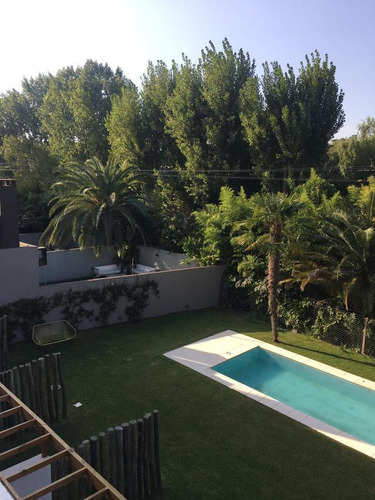 Imagen 9 de 15 de Triplex Con Pileta En Punta Chica