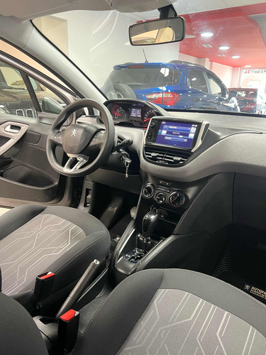 Peugeot 208 1.6 Allure Tiptronic
