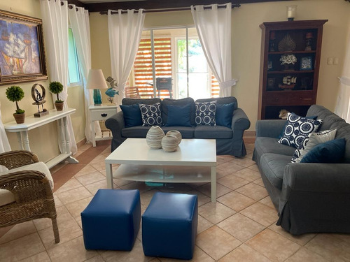 Villa En Metro Country Club, Alquilo Juan Dolio.