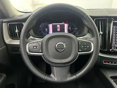 Volvo XC60 PLUS T8 4X4 PHEV