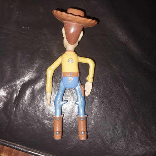 Muñequito Woody Toy Story Mc Donalds 2000 (Usado)