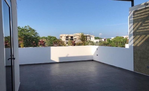 Imagen 5 de 16 de Casa En Venta En Playa Del Carmen
