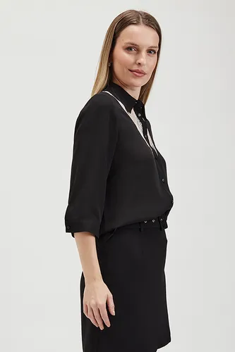 Blusa Camisera Encaje Negro Ash 14007224054102