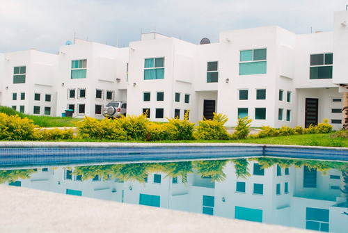 Imagen 1 de 13 de Venta Casa En Oaxtepec
