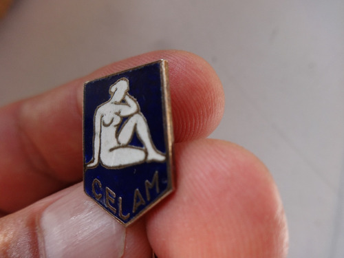 Pin Antiguo Celam Esmaltado Escudo Logo Prendedor Original